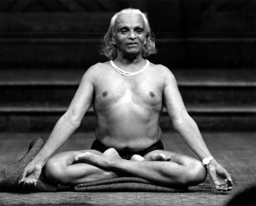 B.K.S. Iyengar -  twórca jogi iyengarowskiej